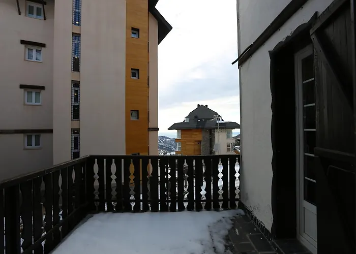 Adosado Zona Med/baja Шале *